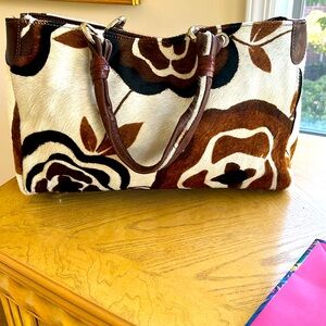 Cecconi Piero Women's Cream Brown Cow Hair Leather Floral Bag, unworn!
